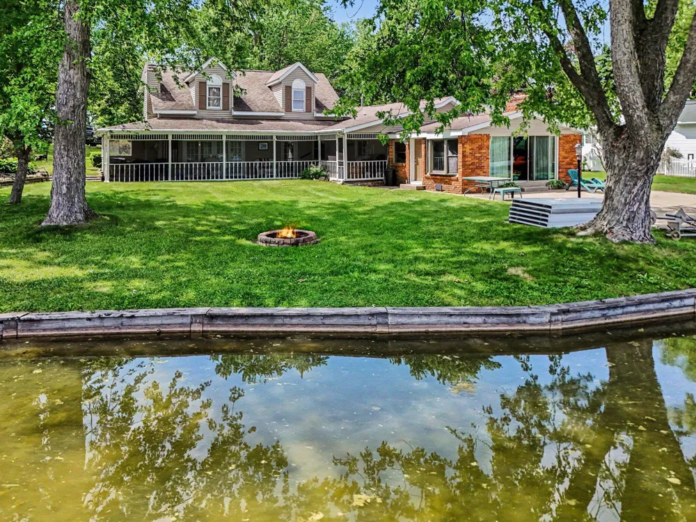60641 Lennon Street Sturgis, MI 49091