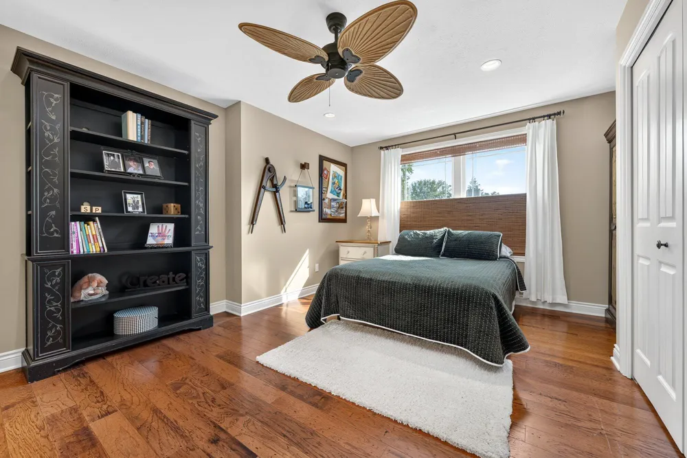 7705 S Indian Lake Drive Vicksburg, MI 49097