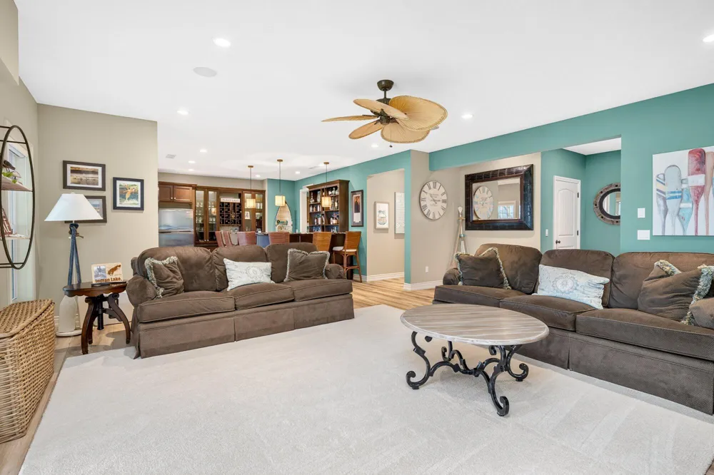 7705 S Indian Lake Drive Vicksburg, MI 49097