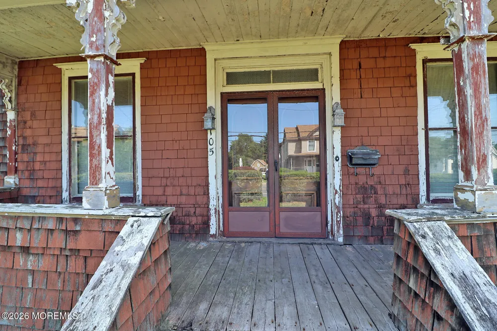 105 E Bay Avenue Manahawkin, NJ 08050