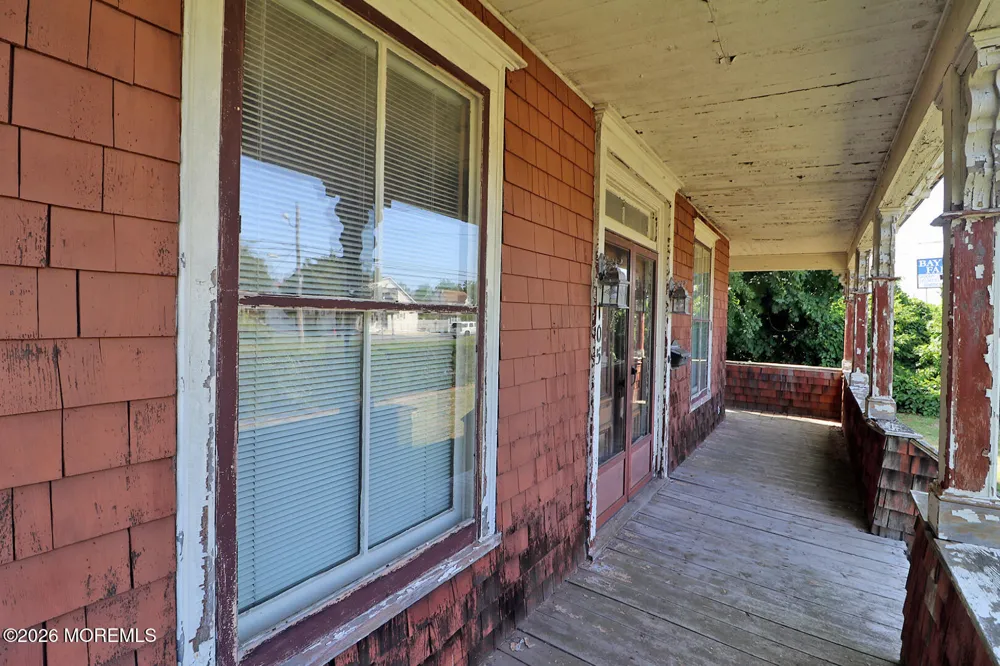 105 E Bay Avenue Manahawkin, NJ 08050