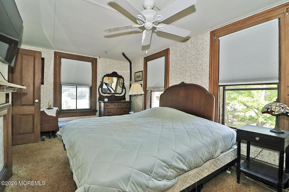 105 E Bay Avenue Manahawkin, NJ 08050