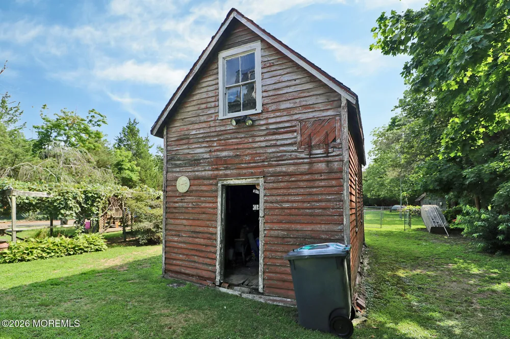 105 E Bay Avenue Manahawkin, NJ 08050