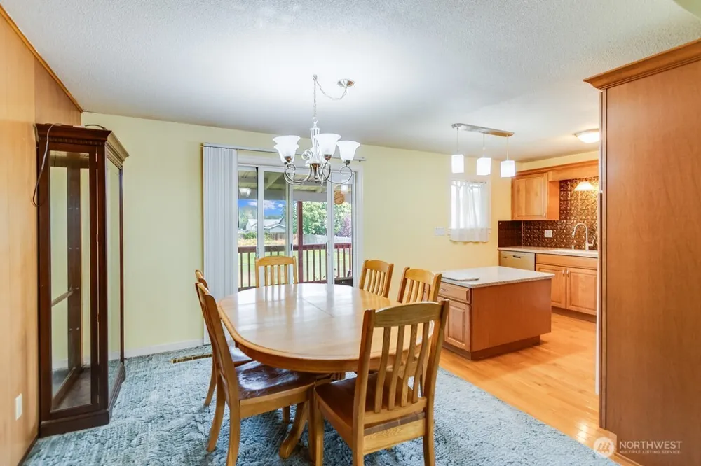 4012 W Deschutes Avenue Kennewick, WA 99336