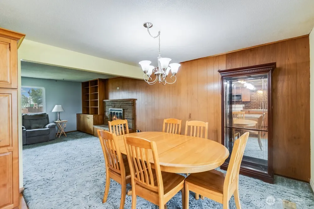 4012 W Deschutes Avenue Kennewick, WA 99336