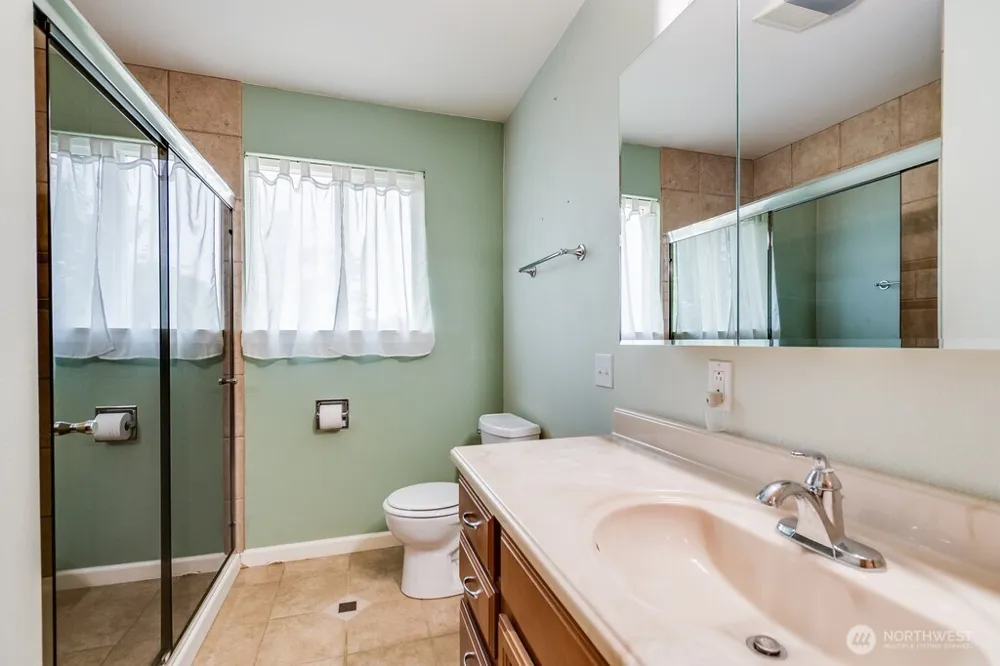 4012 W Deschutes Avenue Kennewick, WA 99336