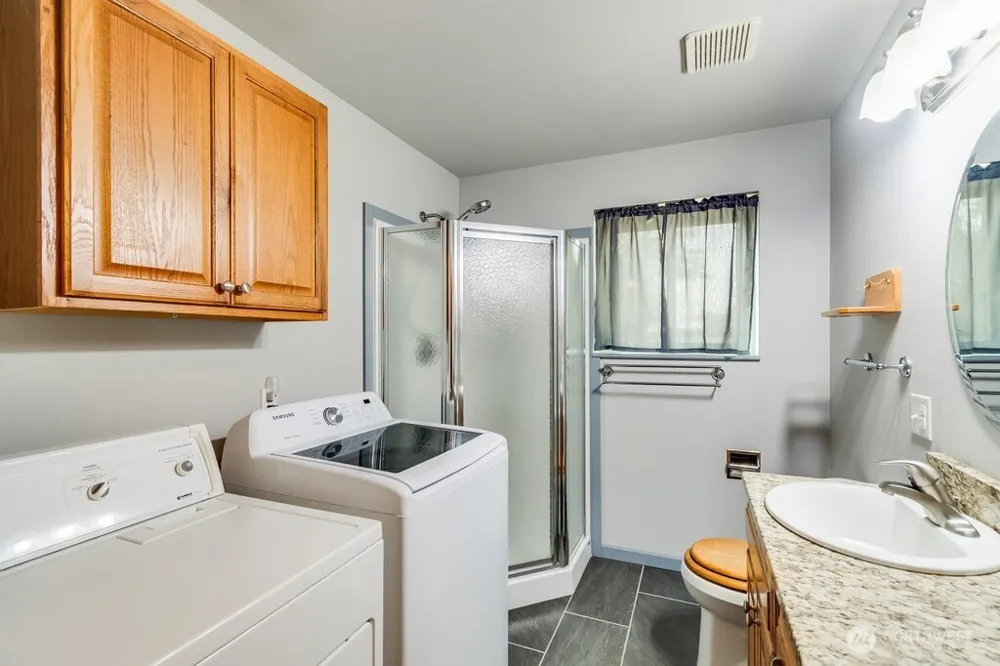 4012 W Deschutes Avenue Kennewick, WA 99336