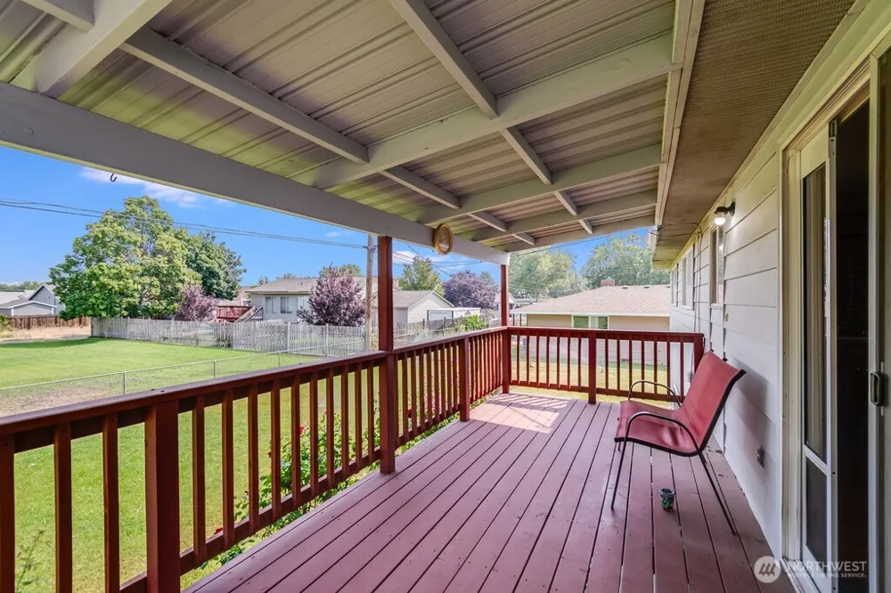 4012 W Deschutes Avenue Kennewick, WA 99336
