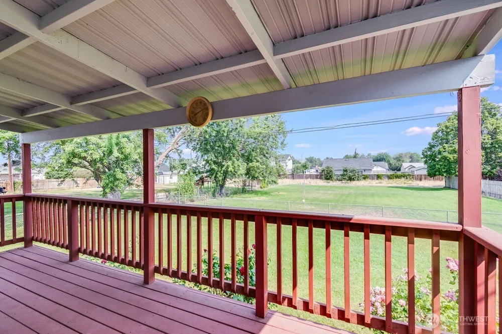4012 W Deschutes Avenue Kennewick, WA 99336