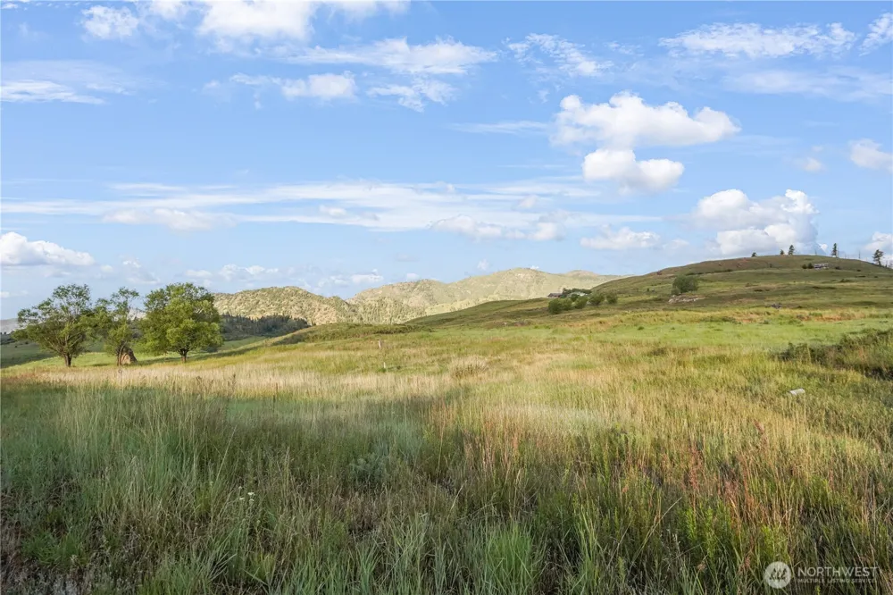 0 Hidden Hills Lane Tonasket, WA 98855