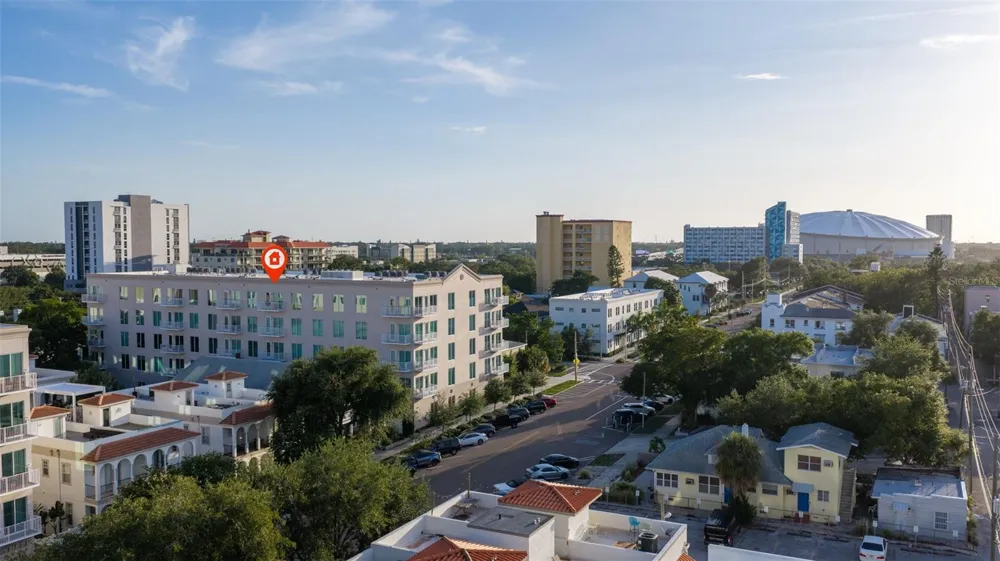 644 3RD AVENUE S #403 St Petersburg, FL 33701
