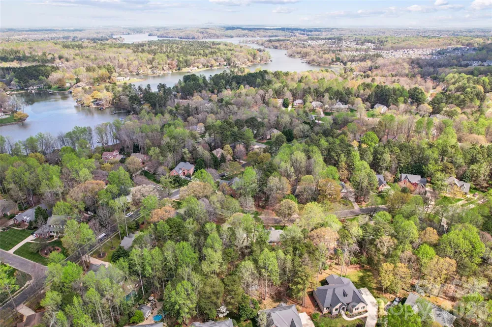 2678 Landing Pointe Drive Clover, SC 29710
