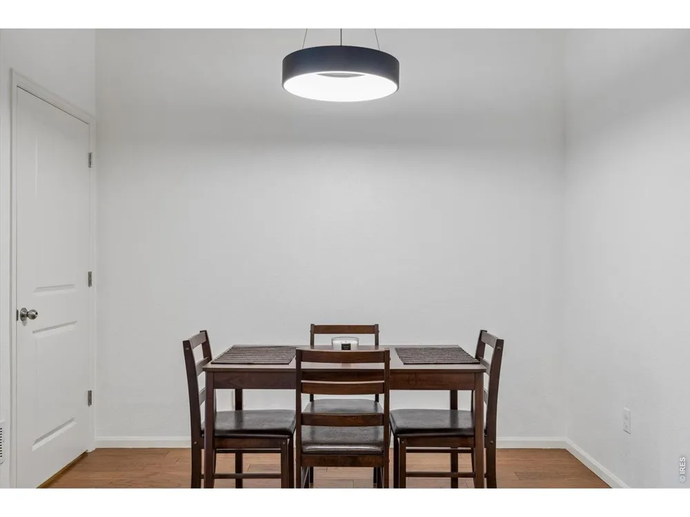 8906 E Nichols Place Centennial, CO 80112