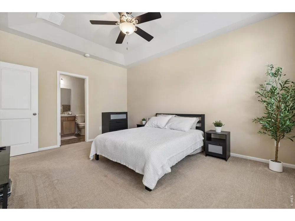 8906 E Nichols Place Centennial, CO 80112