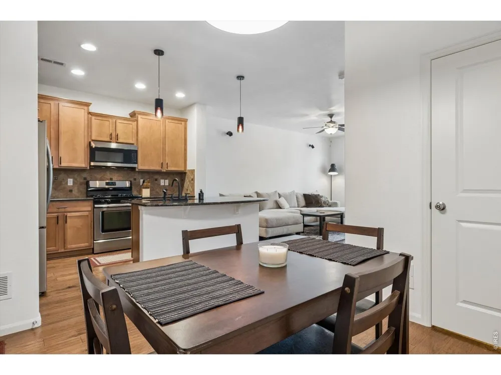 8906 E Nichols Place Centennial, CO 80112