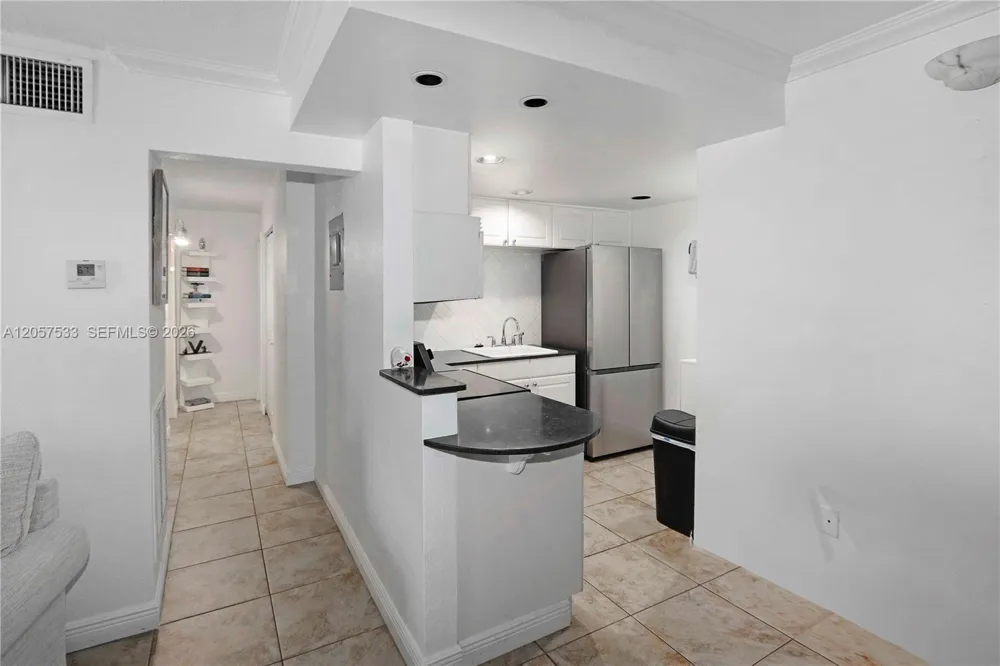 8617 SW 68th Ct #24 Pinecrest, FL 33156