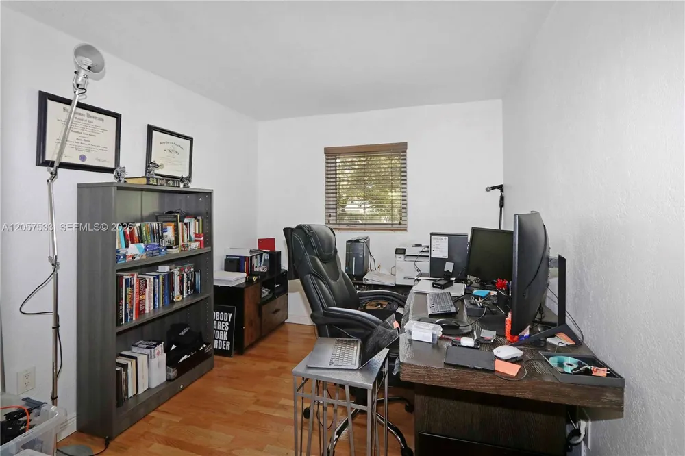 8617 SW 68th Ct #24 Pinecrest, FL 33156