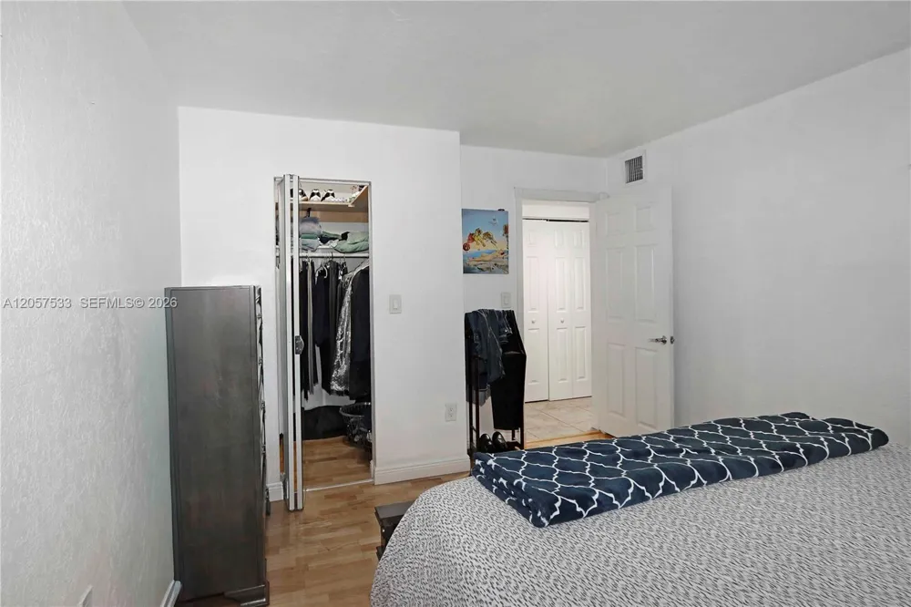 8617 SW 68th Ct #24 Pinecrest, FL 33156