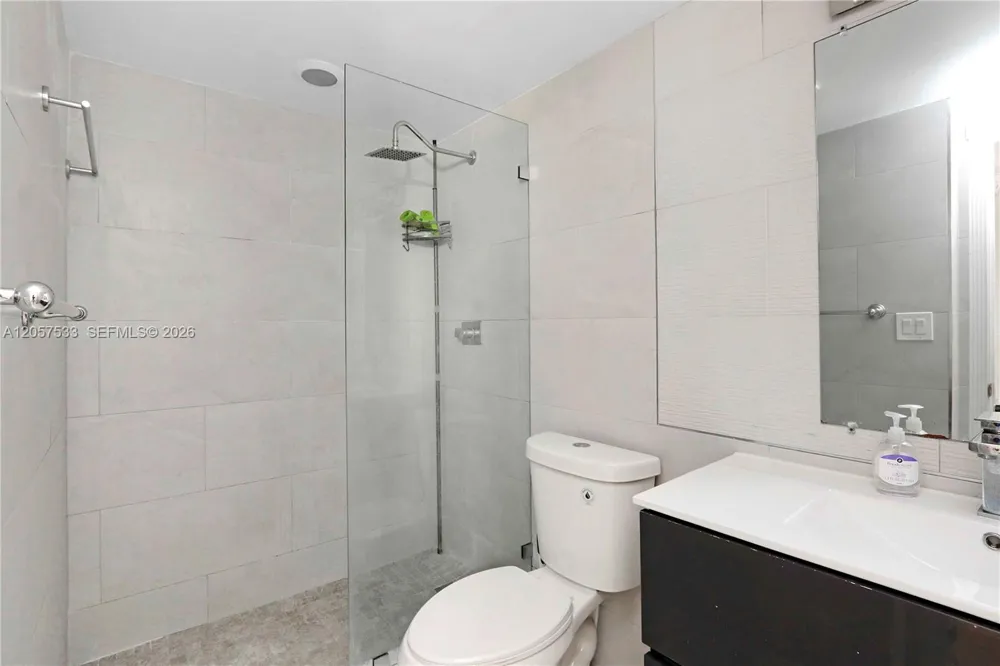8617 SW 68th Ct #24 Pinecrest, FL 33156