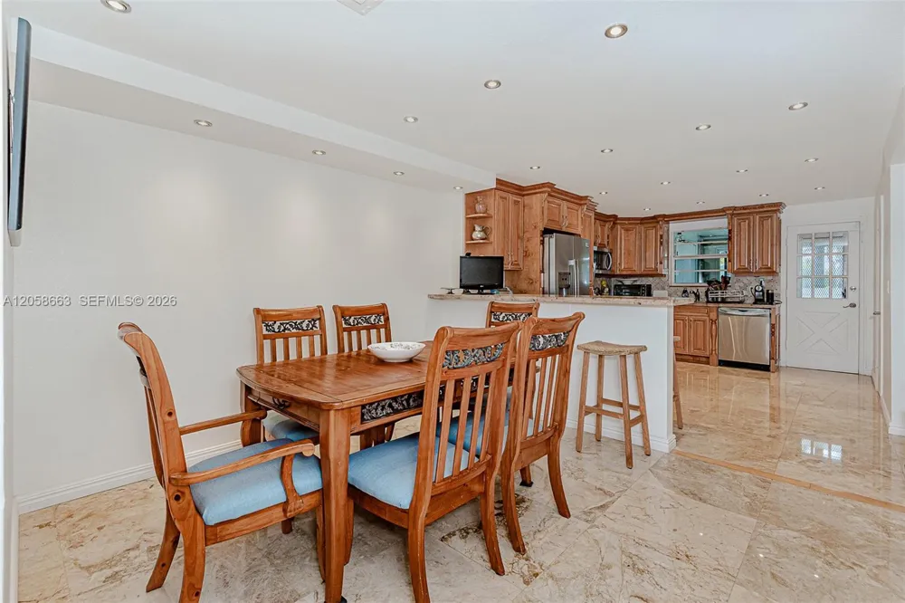 1413 15th Ave #8 Hollywood, FL 33020