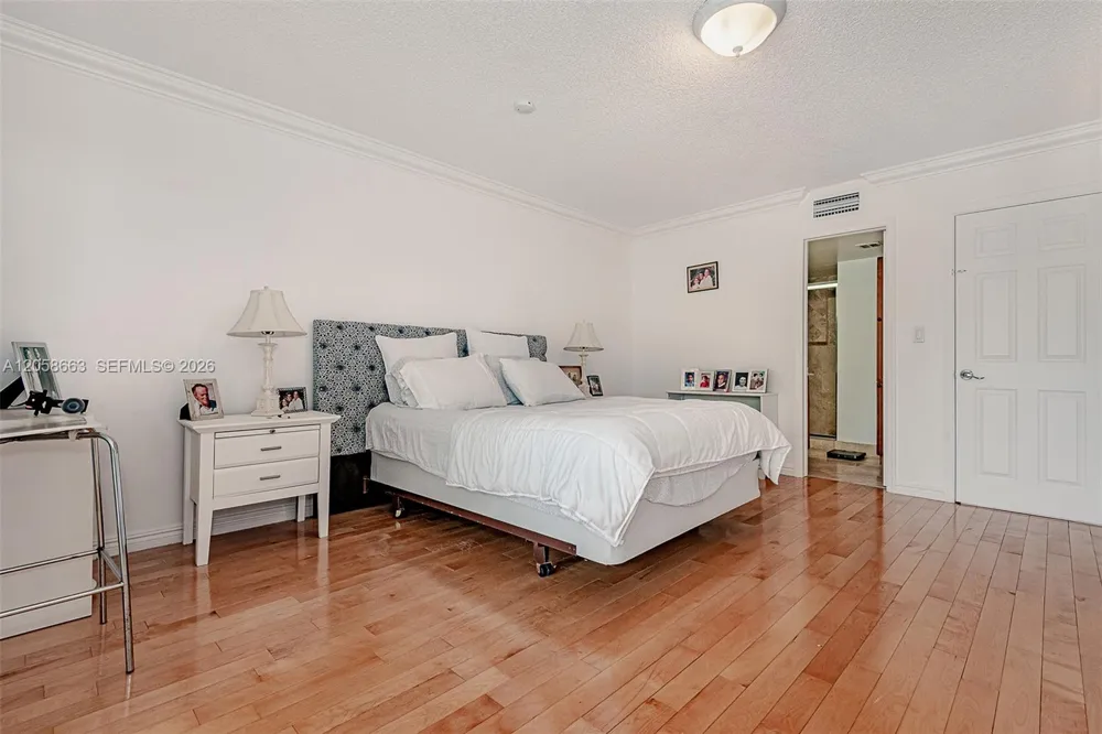1413 15th Ave #8 Hollywood, FL 33020