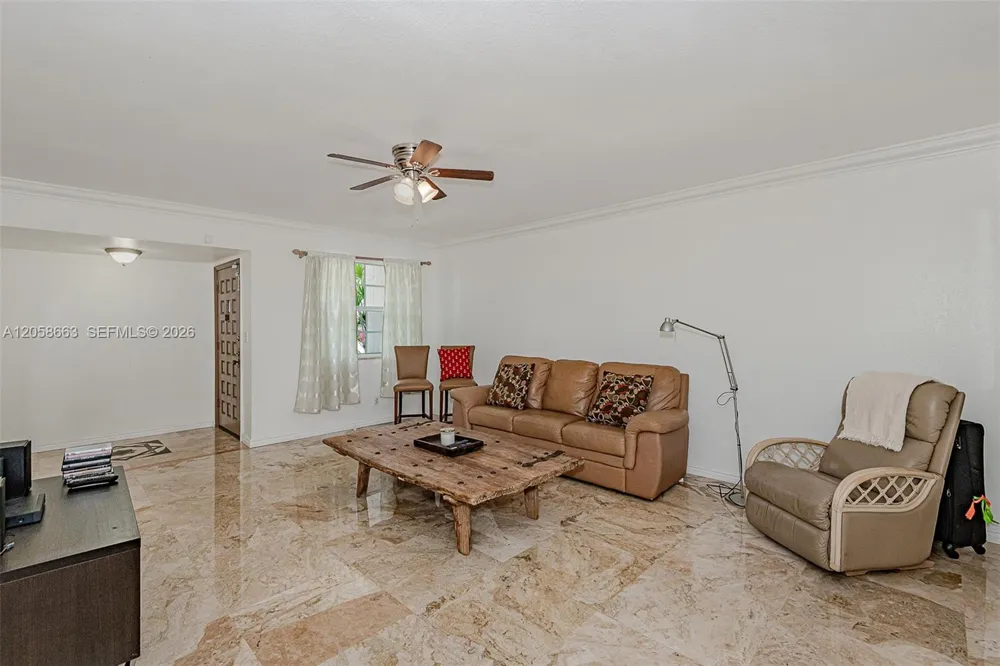 1413 15th Ave #8 Hollywood, FL 33020