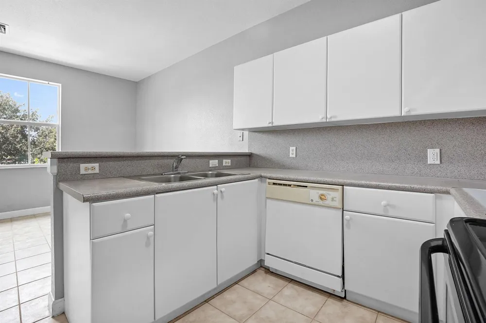 2019 Shoma Drive #178 Royal Palm Beach, FL 33414