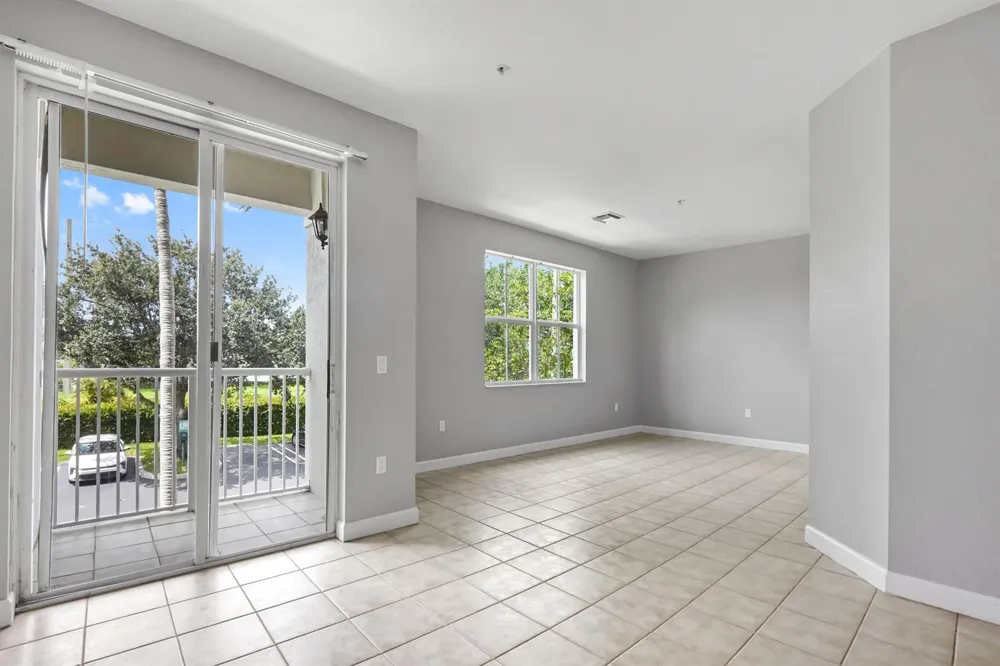 2019 Shoma Drive #178 Royal Palm Beach, FL 33414