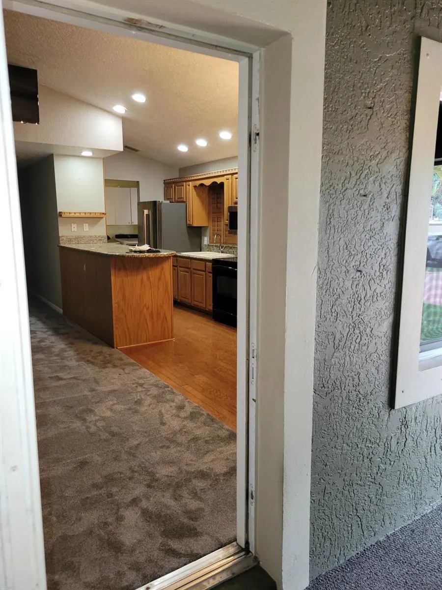 1672 ERIE TERRACE Palm Springs, FL 33406