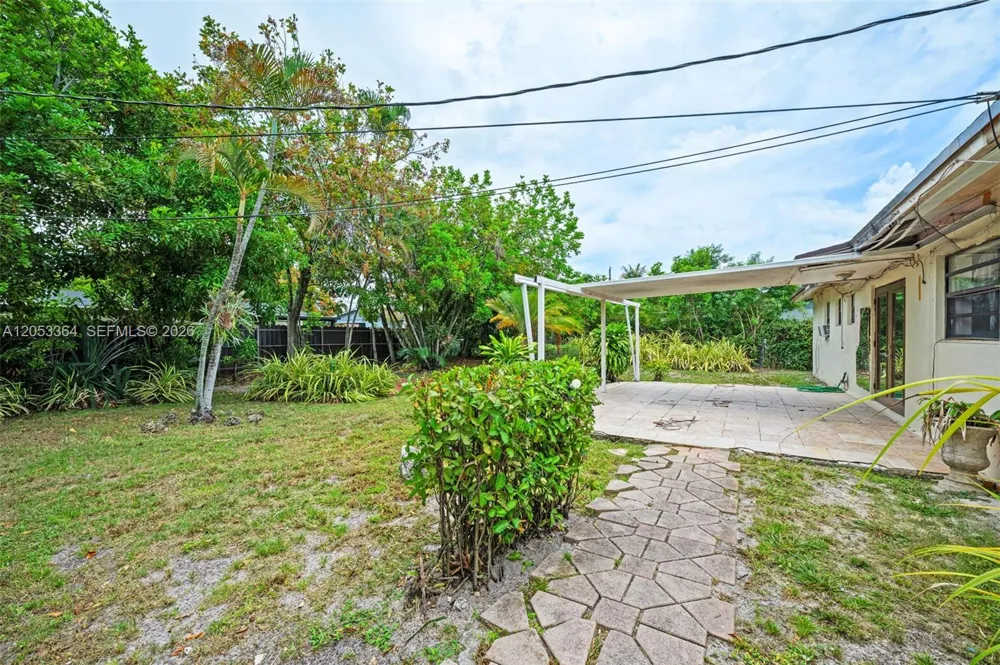 5001 NW 179th Ter Miami Gardens, FL 33055
