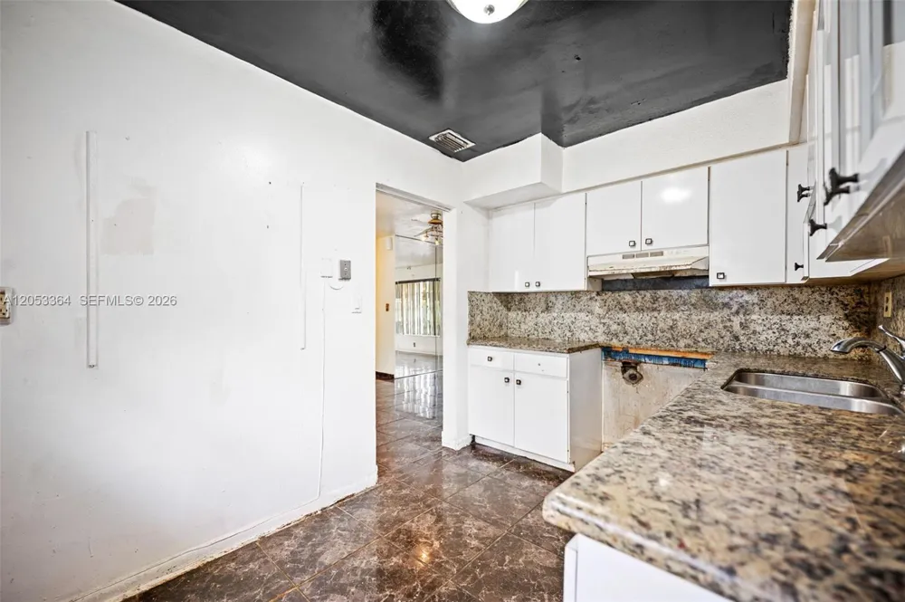 5001 NW 179th Ter Miami Gardens, FL 33055