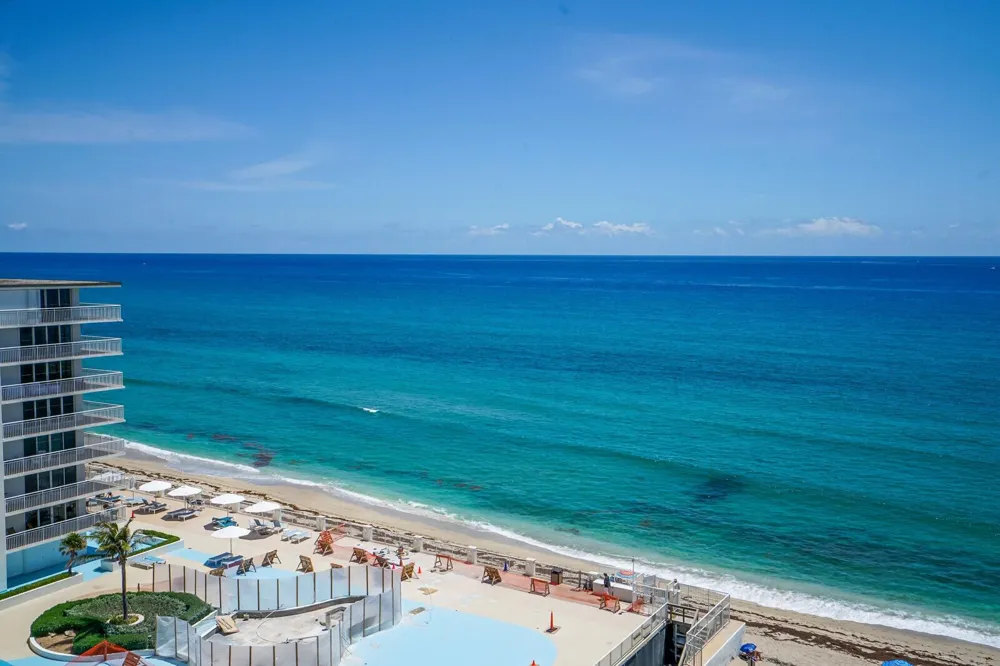 3560 S Ocean Boulevard #PH-4 South Palm Beach, FL 33480