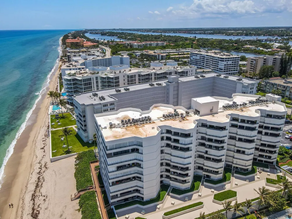 3560 S Ocean Boulevard #PH-4 South Palm Beach, FL 33480
