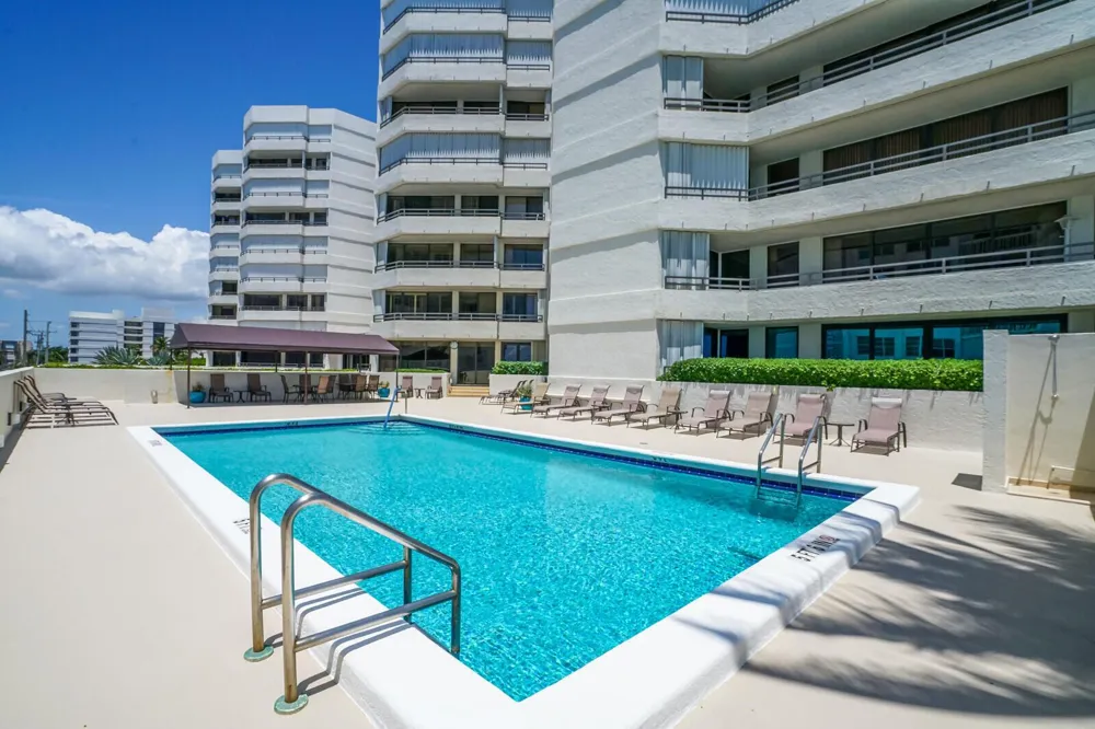 3560 S Ocean Boulevard #PH-4 South Palm Beach, FL 33480