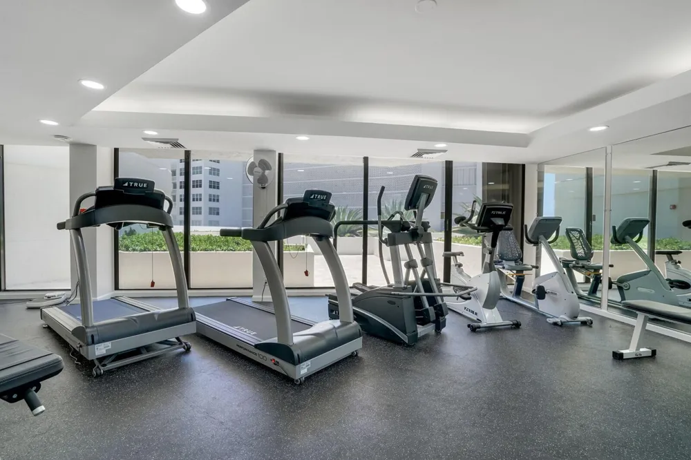 3560 S Ocean Boulevard #PH-4 South Palm Beach, FL 33480