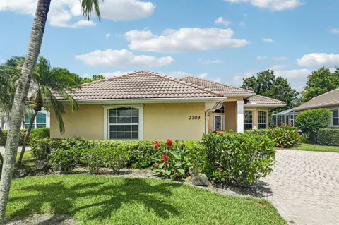 3709 NW Royal Oak Drive