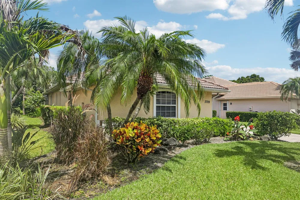 3709 NW Royal Oak Drive Jensen Beach, FL 34957