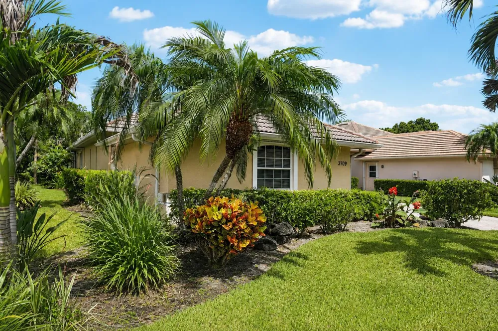 3709 NW Royal Oak Drive Jensen Beach, FL 34957