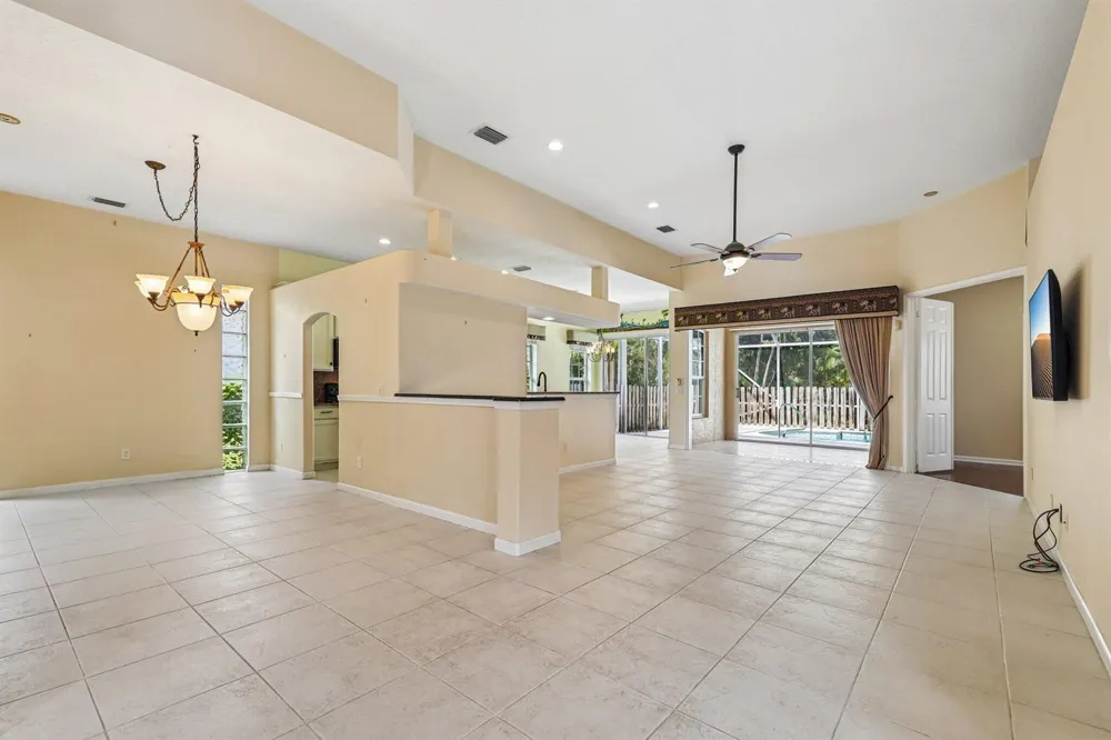 3709 NW Royal Oak Drive Jensen Beach, FL 34957