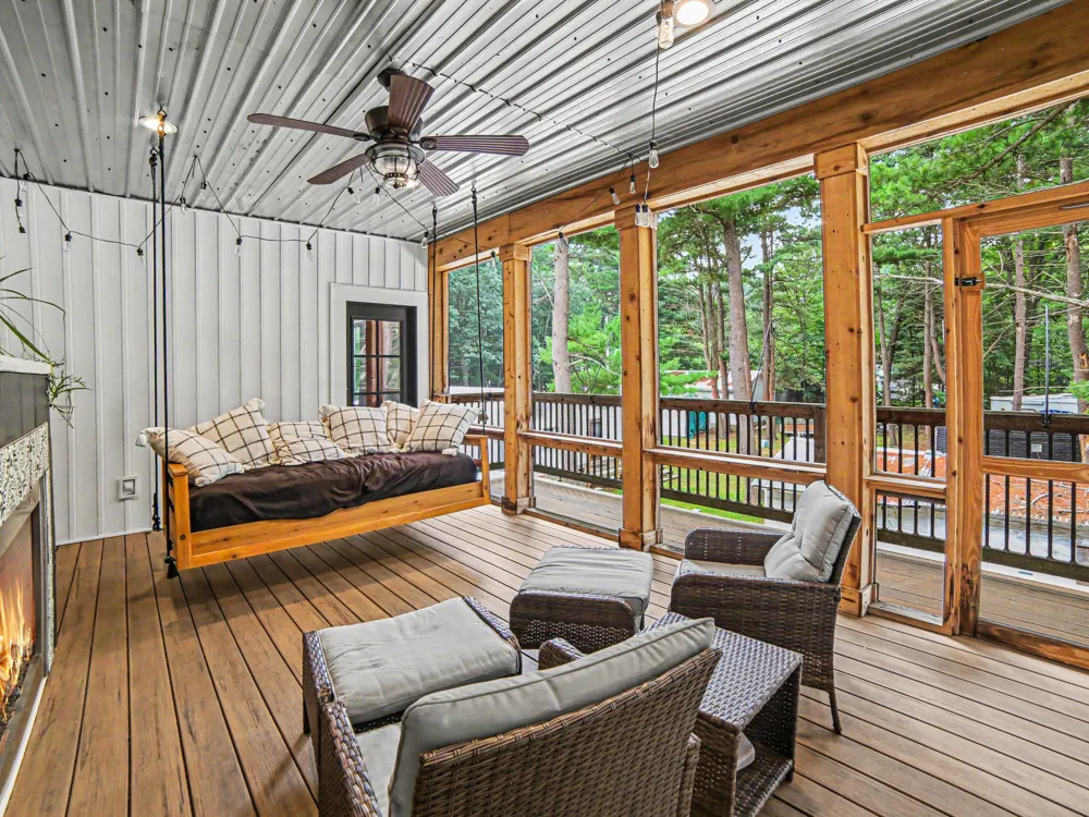 629 Sands Street Pentwater, MI 49449
