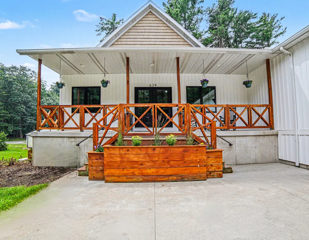 629 Sands Street Pentwater, MI 49449