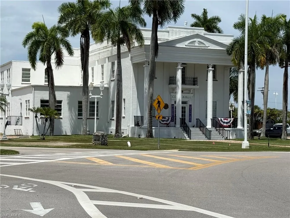 675 Copeland Avenue S Everglades City, FL 34139