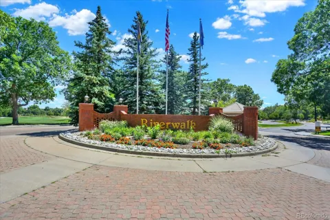 2895 W Riverwalk Circle #215