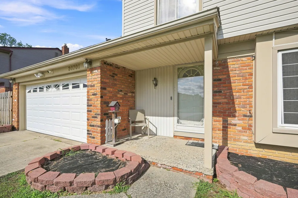 30701 Ventura Street Southfield, MI 48076
