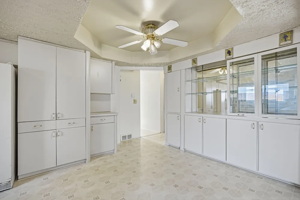30701 Ventura Street Southfield, MI 48076