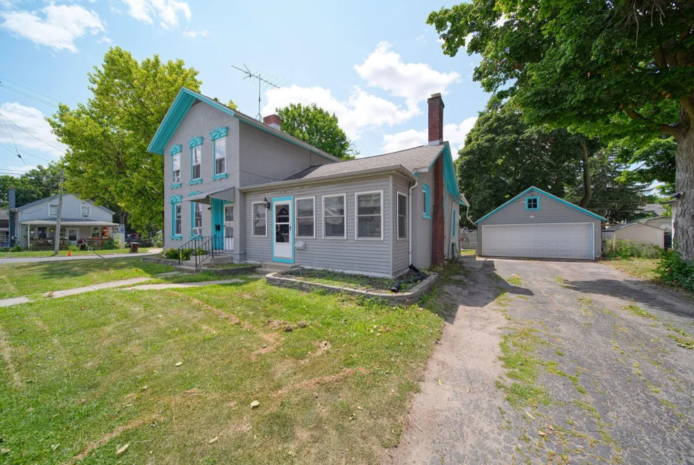 414 Division Street Adrian, MI 49221