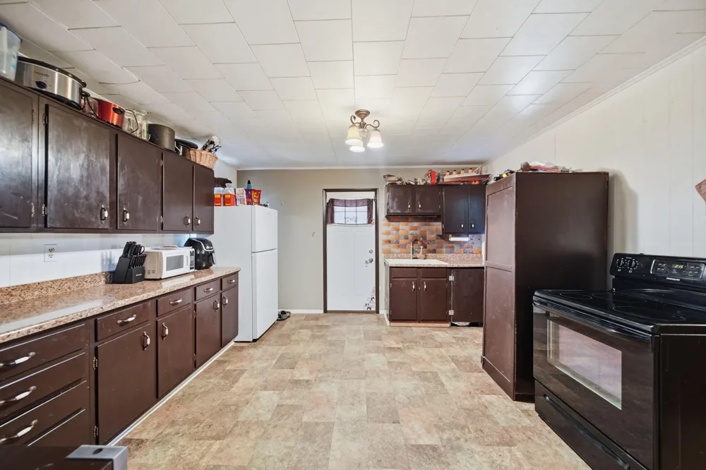 414 Division Street Adrian, MI 49221