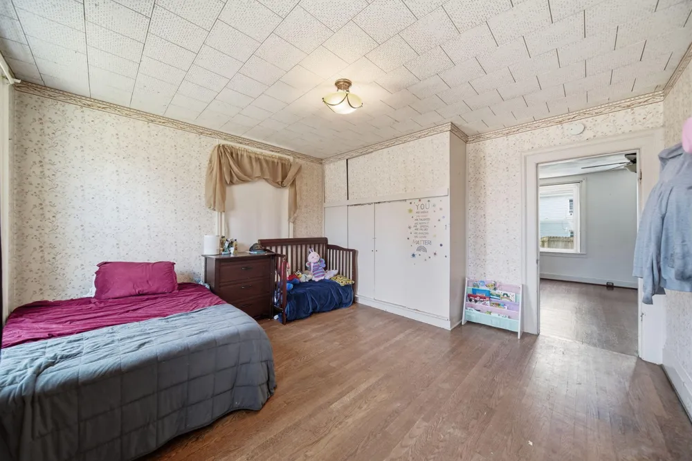 414 Division Street Adrian, MI 49221