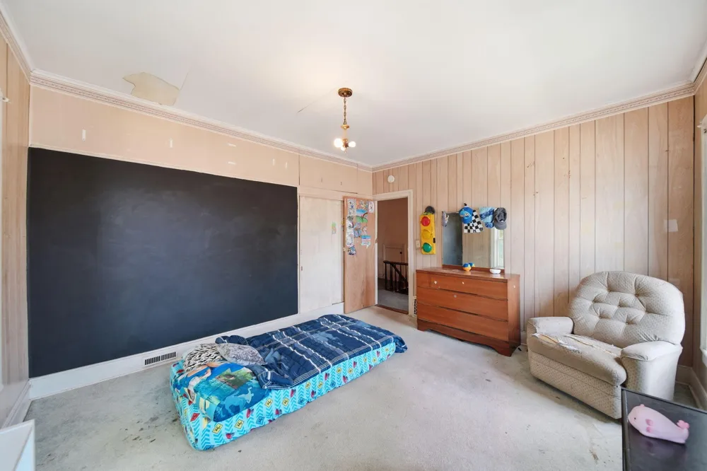 414 Division Street Adrian, MI 49221