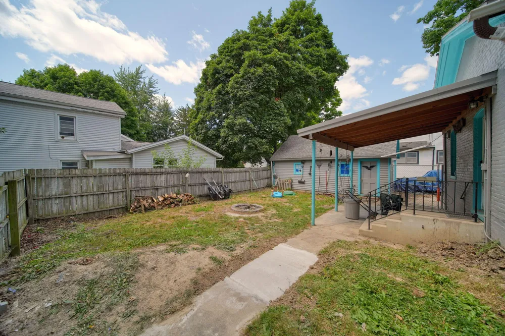 414 Division Street Adrian, MI 49221